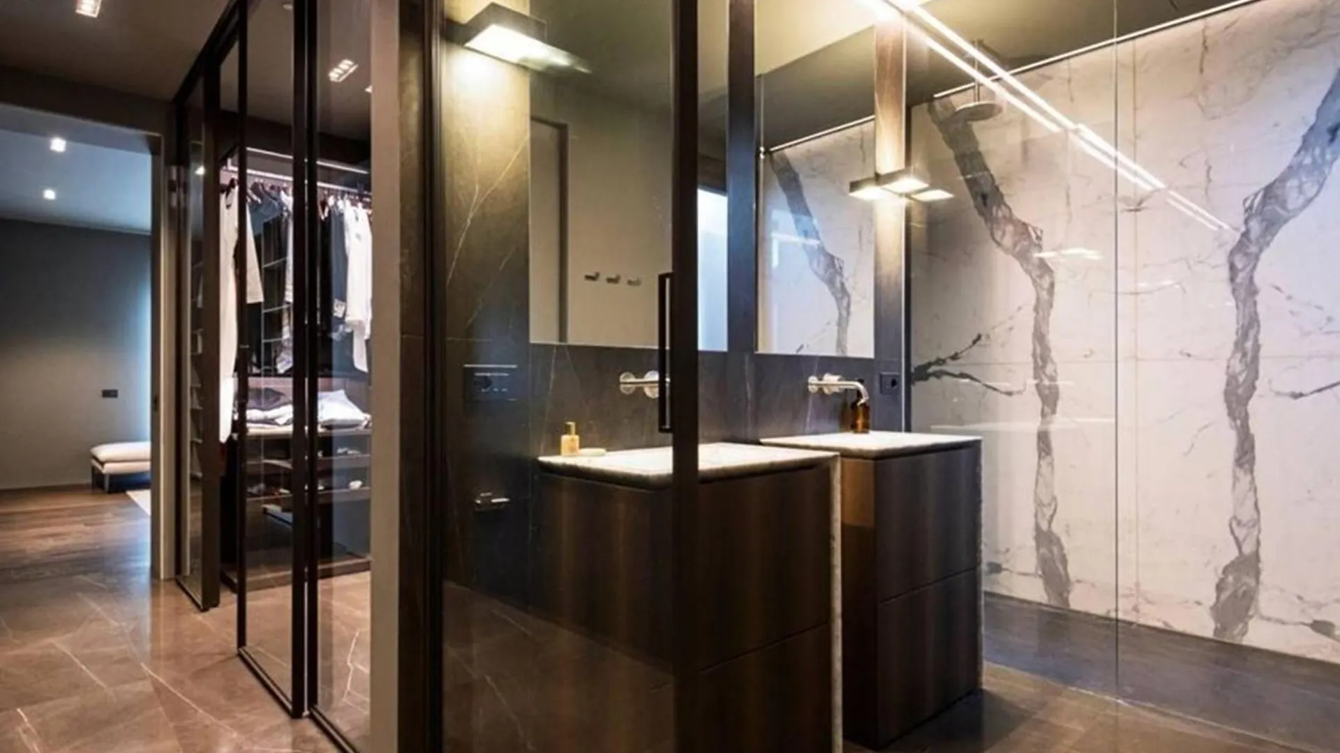 Apartment Rhein Crown - A Timeless Residence Above The River Cologne Germany