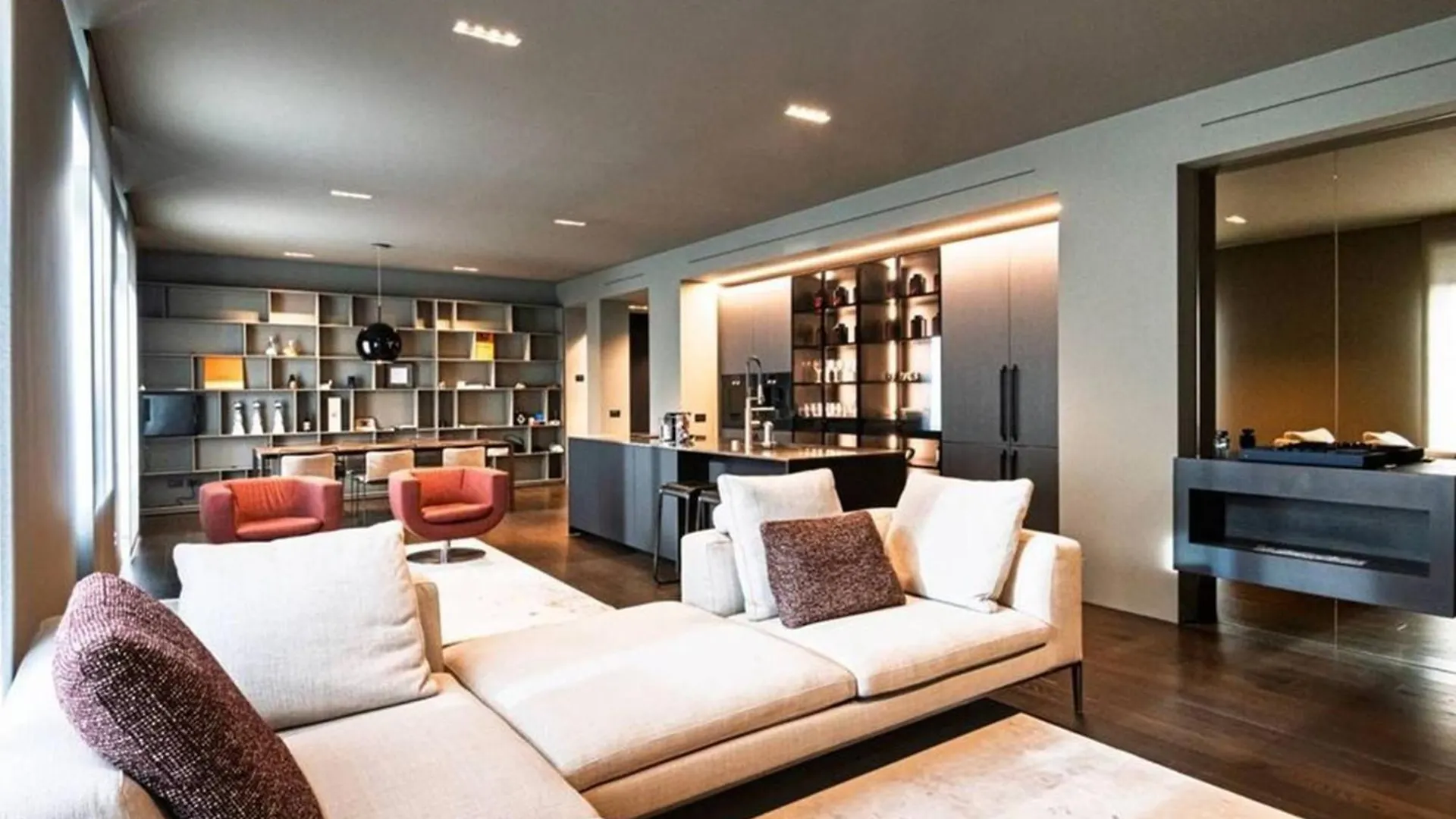 Rhein Crown - A Timeless Residence Above The River Cologne Apartment